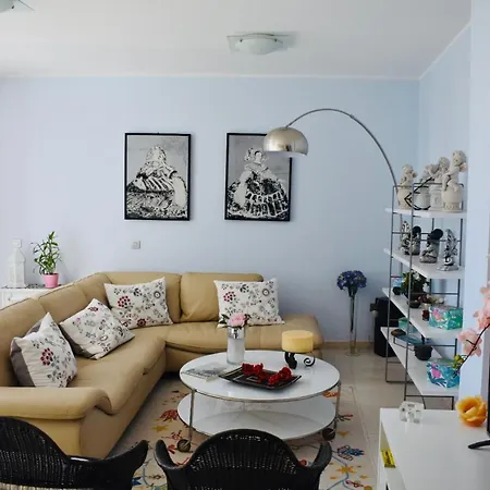 Apartment Modern And Comfortable