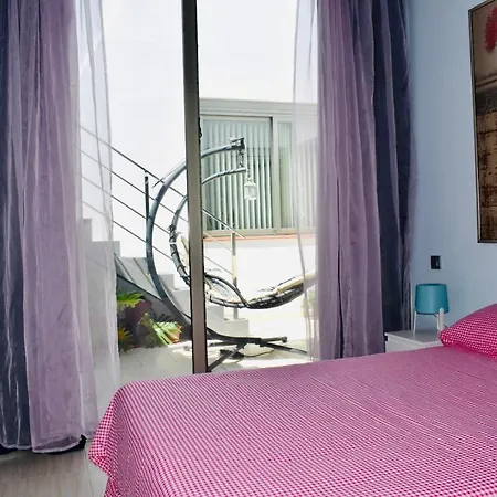 Modern And Comfortable Daire